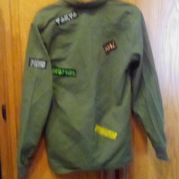 Forever 21 men's army green button-up jacket - Picture 2 of 5